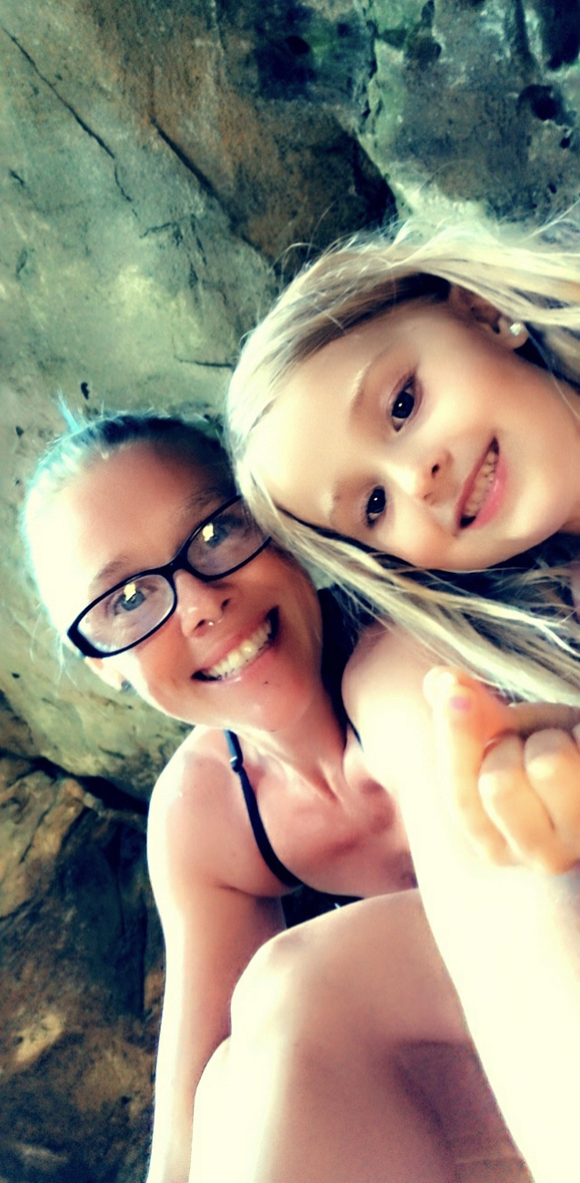 Theresa Fogel and her daughter Rylenn on a hike